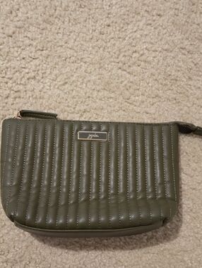 Ju-Ju-Be Olive Quilted Baglet